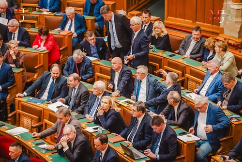 597874727 1237888078158392 4107753910047335213 n.jpg?stp=dst jpg s590x590 tt6& nc cat=111&ccb=1 7& n.jpg