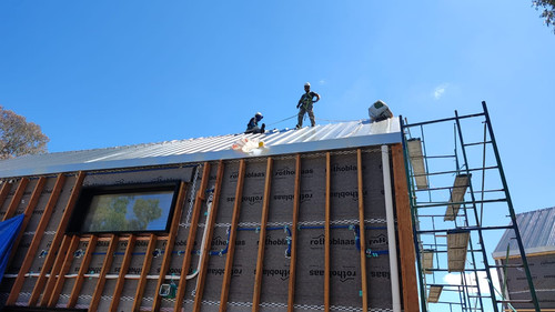 CASA 10 Excução de Cobertura metálica.jpg