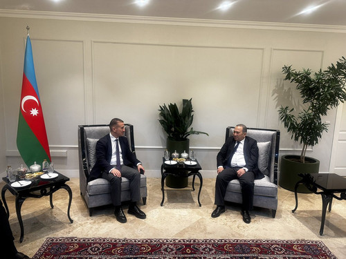 G71MqbRWAAADFnw.jpg