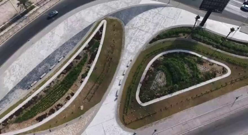 oPVDzcjw3Z AUR52.jpg