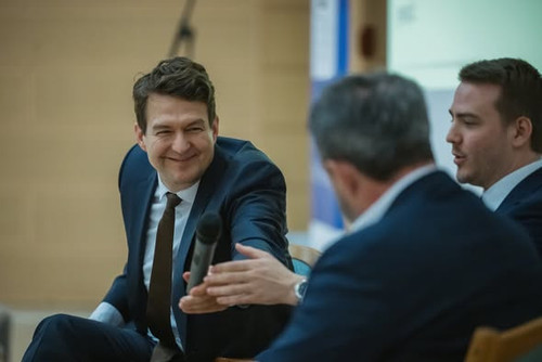 594971767 1436464511178413 2045607754469685527 n.jpg?stp=dst jpg s590x590 tt6& nc cat=102&ccb=1 7& n.jpg