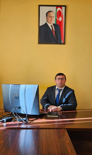 G7zbKEkXAAIZfCR.jpg