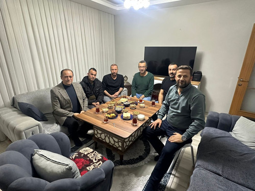 G71g8ySWUAAkYF8.jpg