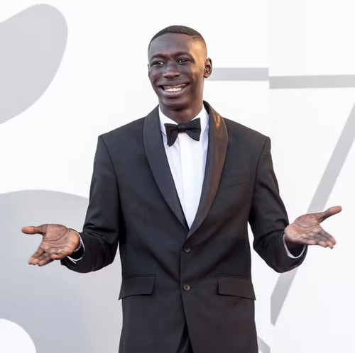 G YTbIsWwAAOtBG?format=jpg.jpg