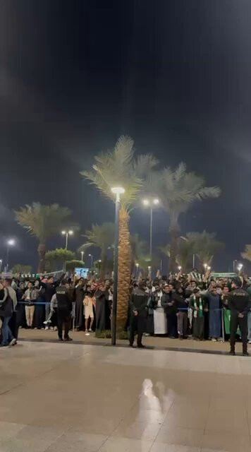 5rDOiicwH554sD M.jpg