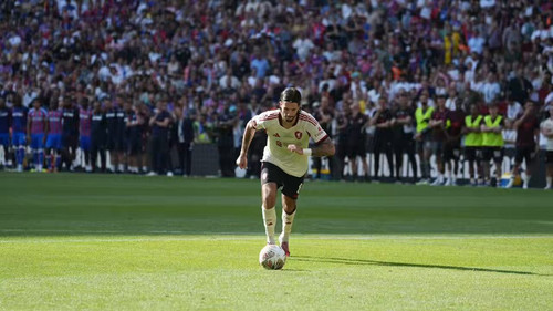 pyU2q7L KGN5xpeQ.jpg