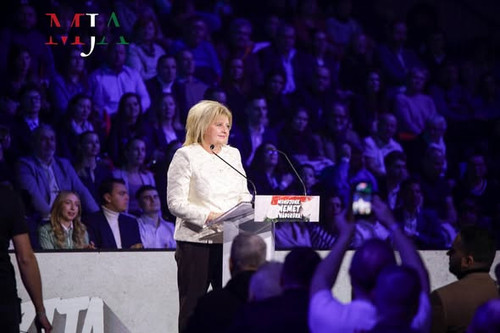 619601652 1269236828356850 9221747361126800474 n.jpg?stp=dst jpg s590x590 tt6& nc cat=108&ccb=1 7& n.jpg