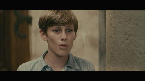 The Chorus 2004 FRA BluRay Remux UHD SDR 2160p DTS HDMA5.1 CHD.mkv 20260124 231616.568.png