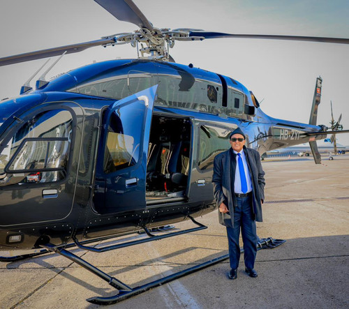 G L OpXasAET1Dl?format=jpg.jpg