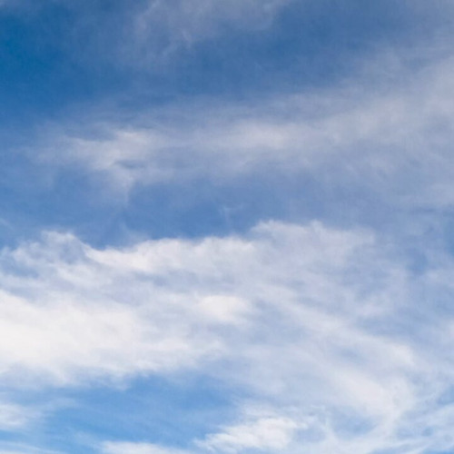 J xteDKqrnOCzkoJ.jpg