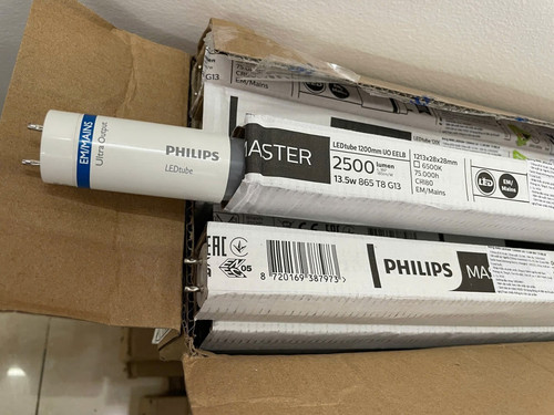 bong den ledtube philips master ledtube 1200mm uo 13.5w 865 t8 eelb 6500k 2500lm 75000h (2)