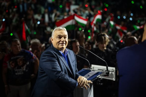 619253883 122161041164789397 4156841597623565786 n.jpg?stp=dst jpg s590x590 tt6& nc cat=110&ccb=1 7&.jpg