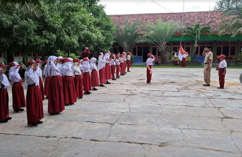 upacara bendera.jpg