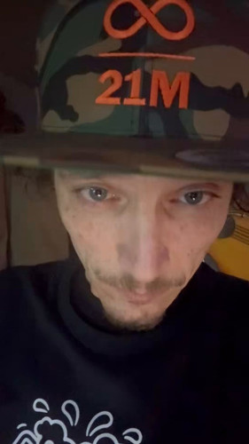XQqnLMoXF Z5bZUZ.jpg