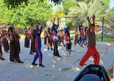 senam pagi.jpg