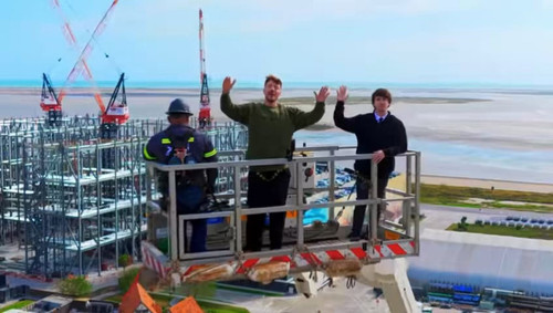 HT8 Ygpai2kF83ly.jpg