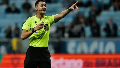 Árbitro polêmico apita Choque-Rei decisivo no Paulistão