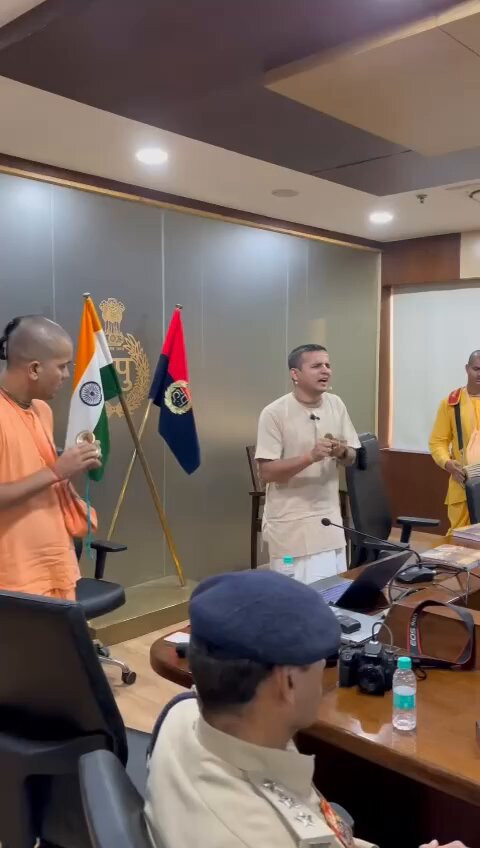 vasFxZiHQPNiT Yh.jpg