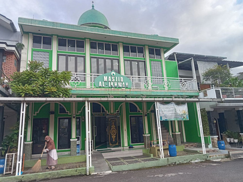 masjid alikhwan perumahan nuansa hijau.jpg