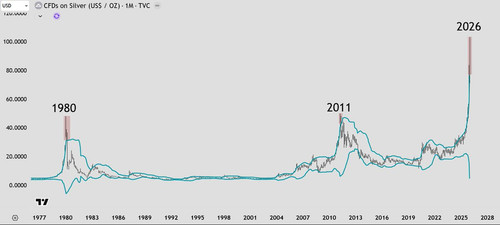 G bPcb5WEAAEgw4.jpg