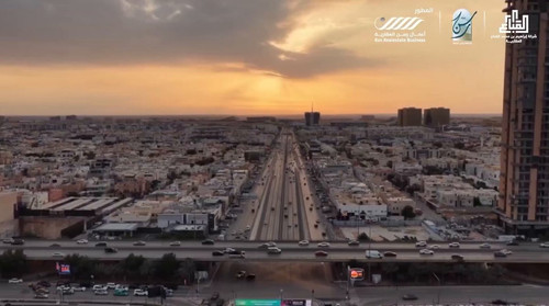 e zNHv2d hm0Z7 E.jpg