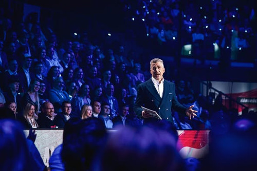 621550784 1300024338826975 7543576082083993313 n.jpg?stp=dst jpg s590x590 tt6& nc cat=106&ccb=1 7& n.jpg