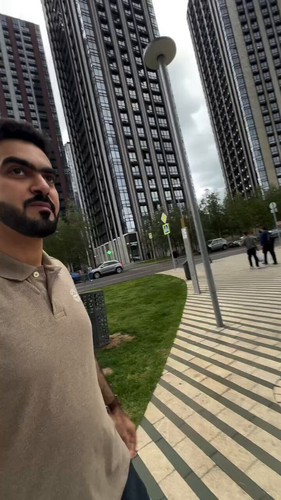 MbQAaNk1UxF U2tW.jpg