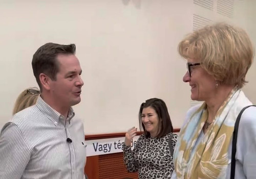 617084026 122287538738239765 5148274367175986166 n.jpg?stp=cp6 dst jpg s720x720 tt6& nc cat=111&ccb=.jpg