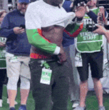 9KLUoIE.gif