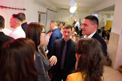 618123222 1777523406642679 3408751205007612208 n.jpg?stp=dst jpg s590x590 tt6& nc cat=100&ccb=1 7& n.jpg