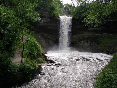minneapolis mn minnehaha falls 4098712079.jpg