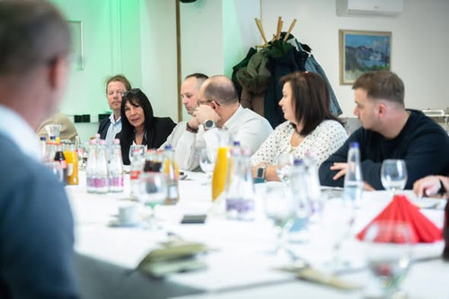 622286528 1302520515227594 1663575999208035877 n.jpg?stp=dst jpg s590x590 tt6& nc cat=109&ccb=1 7& n.jpg