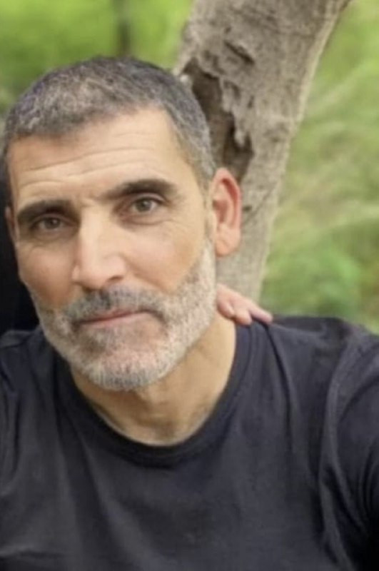 مصادر إعلامية: استشهاد معلم الرياضيات أ. محمد الحسيني في غارة الاحتلال التي استهدفت مركبة في بلدة باريش قضاء صور جنوب لبنان....