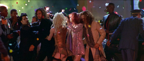 Strange.Days.1995.20th.Anniversary.Edition.2160p.Upscaled.BluRay.CZ EN.DTS HD.MA.5.1.HDR.x265 E.mkv .jpg