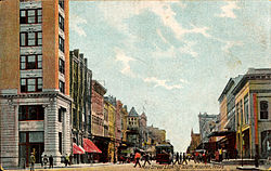 Main Street looking south Houston Texas (1908).jpg