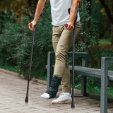 us%2FQBGZJBXPPYZSPRL1KV0%2Foriginal img v1%2Fforearm crutches m100 1.12