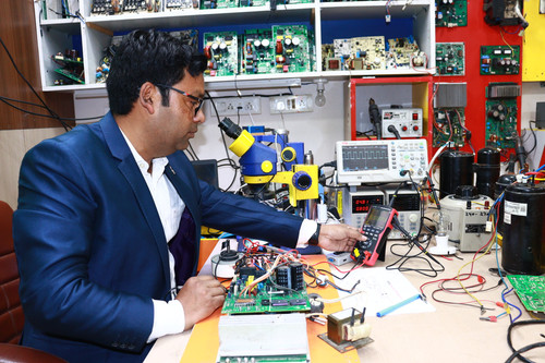 AC Repairing Course | AC PCB Repairing Training Institute in Delhi.jpg
