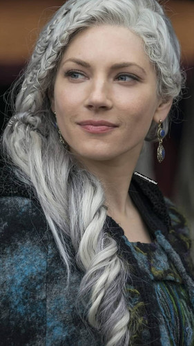 lagertha2.jpg