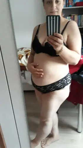 نودز ميلف خاينه بجوز بزاز ملبن قالعة ملط وتعمل عرض روعة لعشيقها 5 576x1024