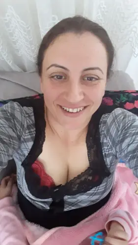 نودز ميلف خاينه بجوز بزاز ملبن قالعة ملط وتعمل عرض روعة لعشيقها 10 576x1024