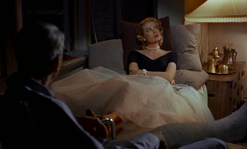 Rear.Window.1954.2160p.UHD.BluRay.CZ EN.DTS HD.MA.2.0.HDR.x265 E.mkv 20251212 094456.320.jpg