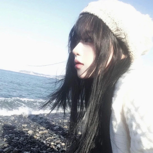 𝗪𝗲𝗰𝗵𝗮𝘁 忧郁清冷感女头丨淤青 1 鱼糯糯oO 来自小红书网页版.jpg