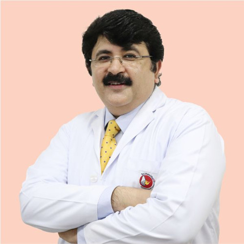 Dr Puneet Ahuja Experienced Dental Specialist in Delhi.jpg