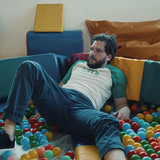 Industry.S03E02.Smoke.and.Mirrors.1080p.AMZN.WEB DL.CZ EN.DD+5.1.x265 My.mkv 20260113 201550.500