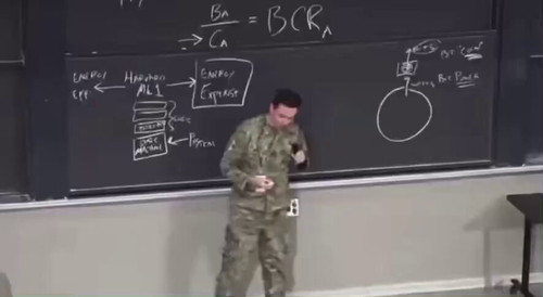 A6ViP75ddIKgHc7X.jpg