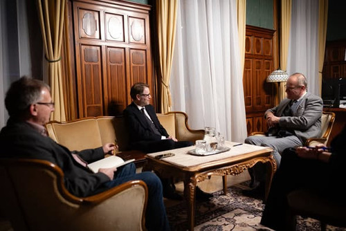 615679936 1472182434914561 4689267077555890638 n.jpg?stp=dst jpg s590x590 tt6& nc cat=100&ccb=1 7& n.jpg