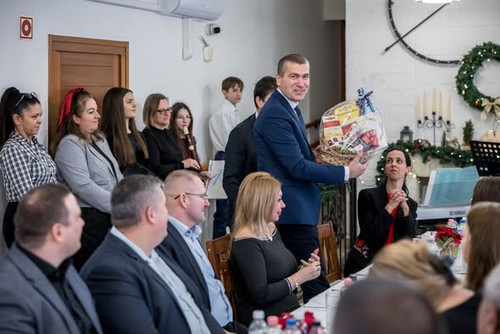 616369958 1395326072381595 773430444624938334 n.jpg?stp=dst jpg s590x590 tt6& nc cat=109&ccb=1 7& nc.jpg