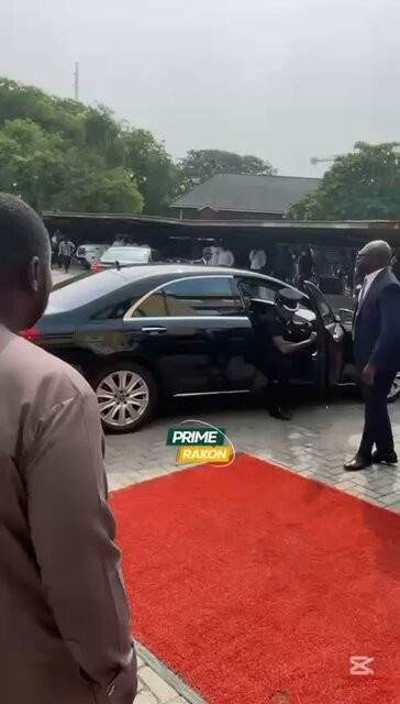 U 2eLNmvuSGx8K11.jpg