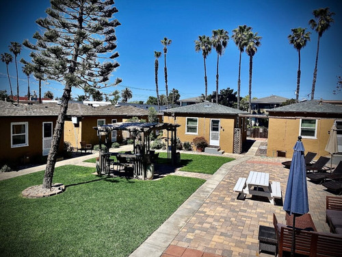 San Diego Cottage Rentals | Coastal Stays by Blue Heron Cottages.jpg