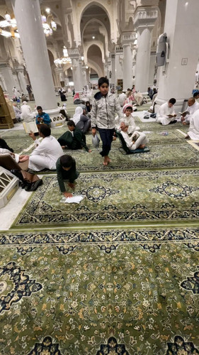 hMLWQB3vB16pua r.jpg